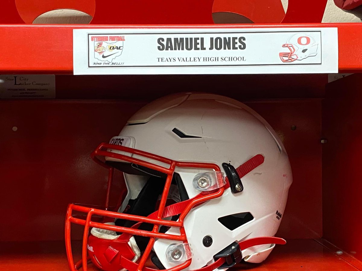 samueljones2004's tweet photo. I am very humbled and excited to receive an official offer from Otterbein! RING THE BELL 
@Otterbein_FB @Coach_AMoore @CoachDoup https://t.co/1kv4cENrbc