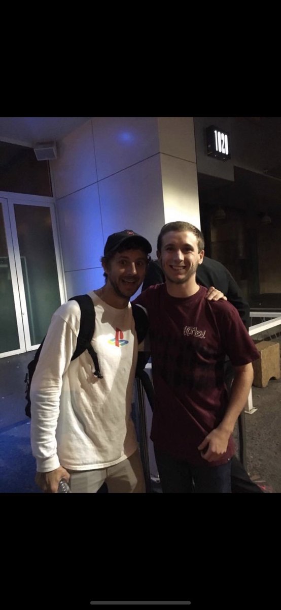 xshermanx tweet media