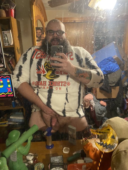 Let&rsquo;s smoke and have some fun!!!!#adultworker #beardnsfw #chubbynsfw #chubbynsfw #ChubbyBears #chubbymen<a href="/tag/adultworker"class="tags">#adultworker</a><a href="/tag/chubbynsfw"class="tags"><span>#chubbynsfw</span></a><a href="/tag/beardnsfw"class="tags"><span>#beardnsfw</span></a><a href="/tag/chubbymen"class="tags"><span>#chubbymen</span></a><a href="/tag/chubbybear"class="tags"><span>#chubbybear</span></a>