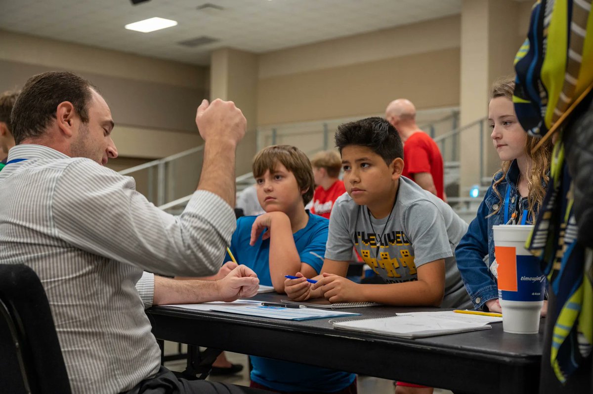 KleinISD's tweet photo. The @KleinISD #KleinCreates Innovation Challenge Day of Design was awesome.😊 Our students showed how creative they are by coming up w/ innovative ideas, products &amp; services that solve real-world problems! These kids are true examples of servant-hearted leadership &amp; teamwork! 👏 https://t.co/R8RCgqePB3