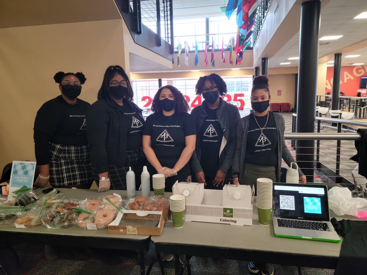ABPSI_UINDY's tweet photo. ABPsi hosted a #fundraiser in the student center today! Thank you everyone for your support. Click the link in our bio if you would like to donate. 🥐 https://t.co/rkuLvVSX6c