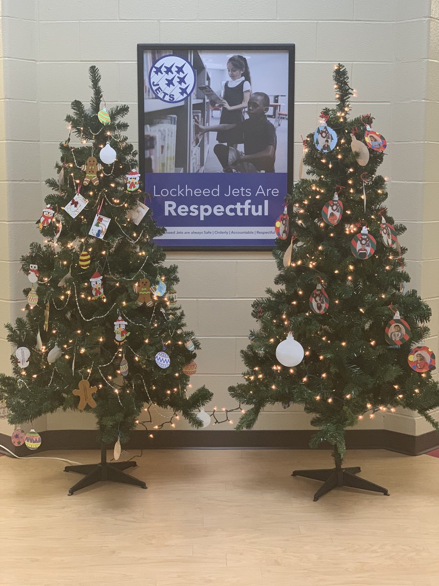 LockheedElem's tweet photo. Check out our Lockheed ES Festival of Trees! Each grade level decorated a tree and they all came out amazing! 🎄 #DeckTheHalls #DashingThroughDecember @MariettaCitySch https://t.co/kf1xsLx3xW