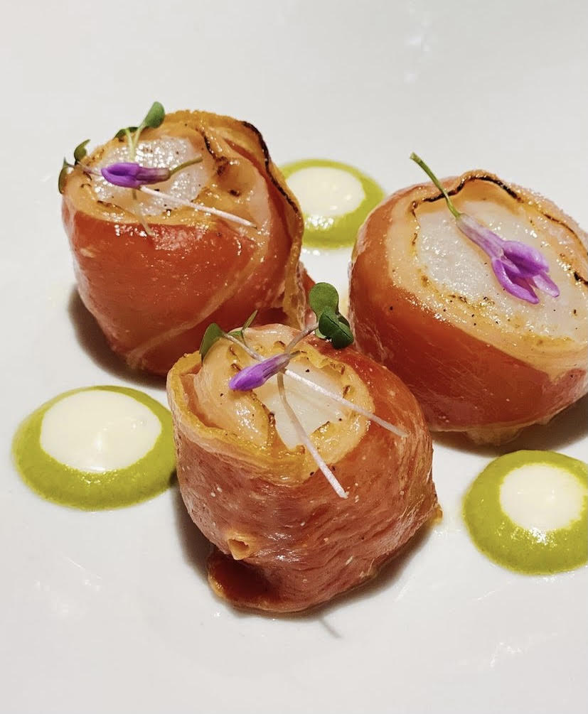 Have you tried @BarcelonaR_L Jamon Scallops? 
It is one of the best sellers in the restaurant. We dare you to go in and confirm why people love this dish.
#SpanishFood #VintageParkHouston #Scallops