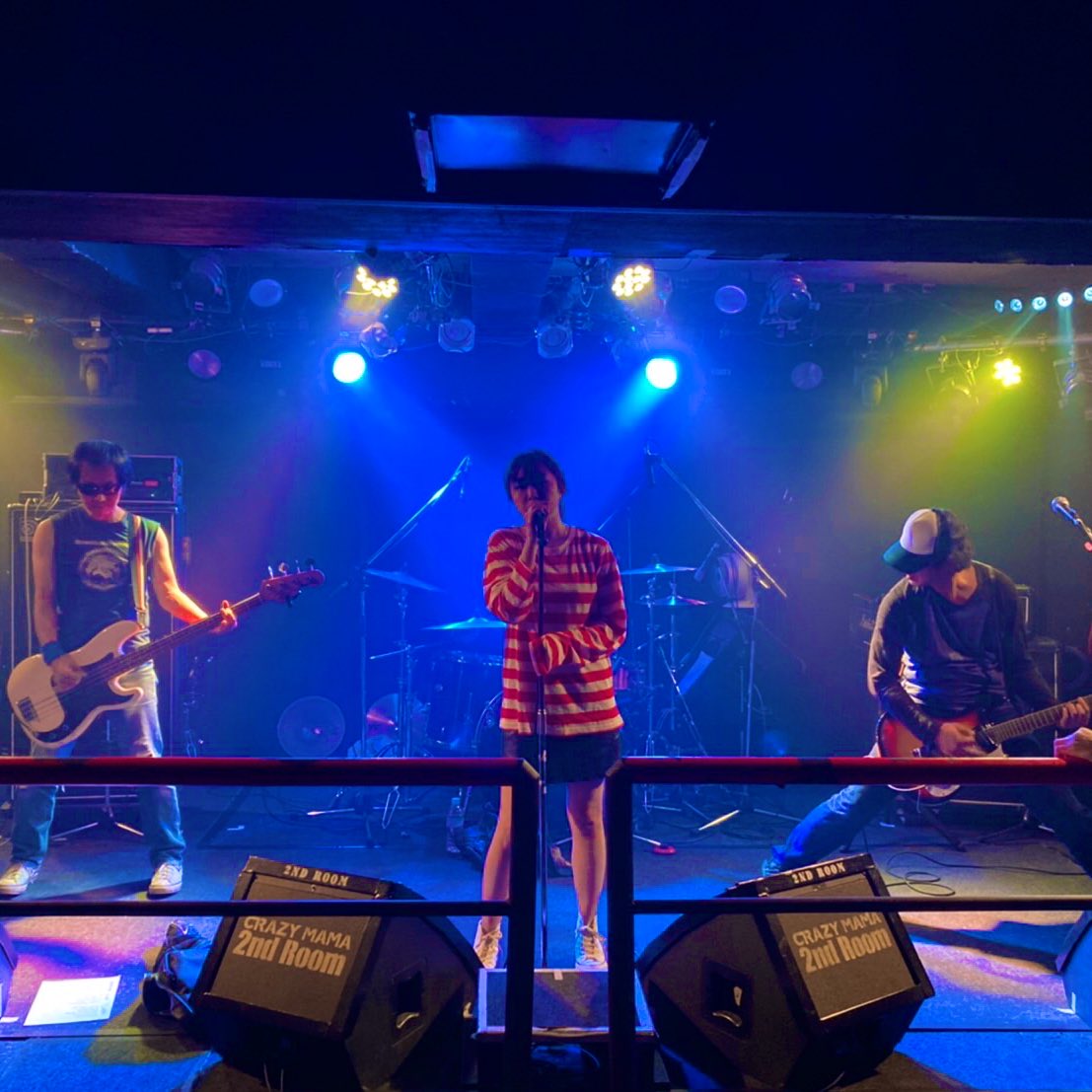 lovenya_ju's tweet photo. 2021.12.5
Rock で night
@CRAZYMAMA2nd
ありがとうございました!
#文化の灯を消さないプロジェクト
#studiobirth
#岡山
#倉敷
#Zapper&Rosie https://t.co/Yt2tIC0mTV