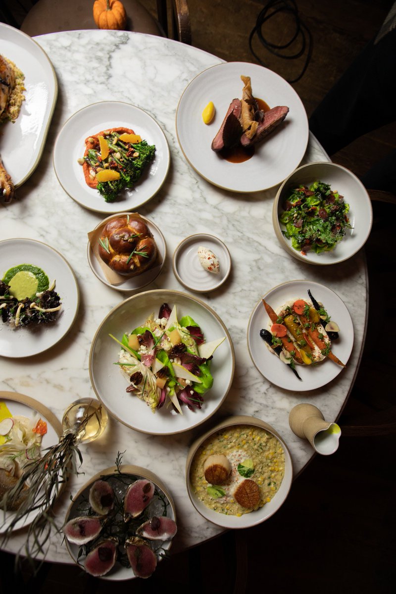 On our table this season: thoughtfully prepared and locally sourced dishes. Our menu is an ode to the flavors of the season, highlighting the freshest ingredients from our neighboring purveyors.