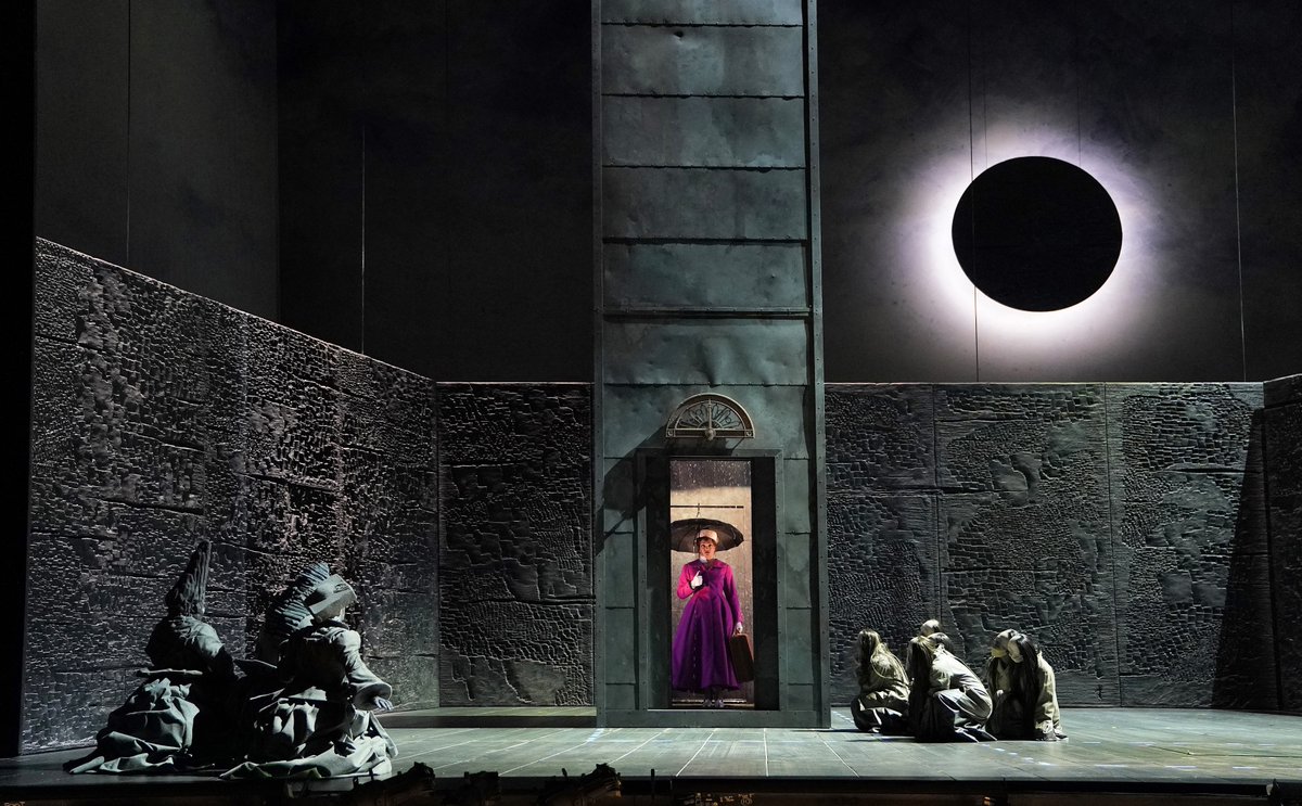 FilmStreams's tweet photo. “Expertly wrought, finely produced, and performed with genuine show-biz verve.” — @JDavidsonNYC
Thanks for joining us for the #MetLive screening of EURYDICE! There are still tickets left for the Encore screening this Wed Dec 8 at the Ruth Sokolof.
🎟️ → https://t.co/BdeQfL5ieP https://t.co/beWopj8JBg