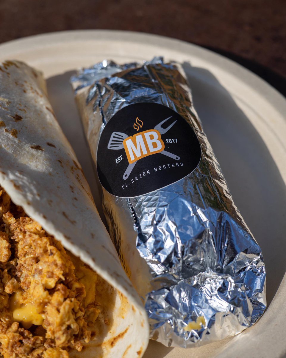 tone2thebonefoo's tweet photo. psa: we will be open for brunch again with help from our friend MB Sazon, breakfast tacos, chilaquiles, tortas, mimosas &amp; micheladas… this sunday from 1pm - 5pm ‼️ RT to win a vip brunch for you + 3 friends https://t.co/voJzaRULum