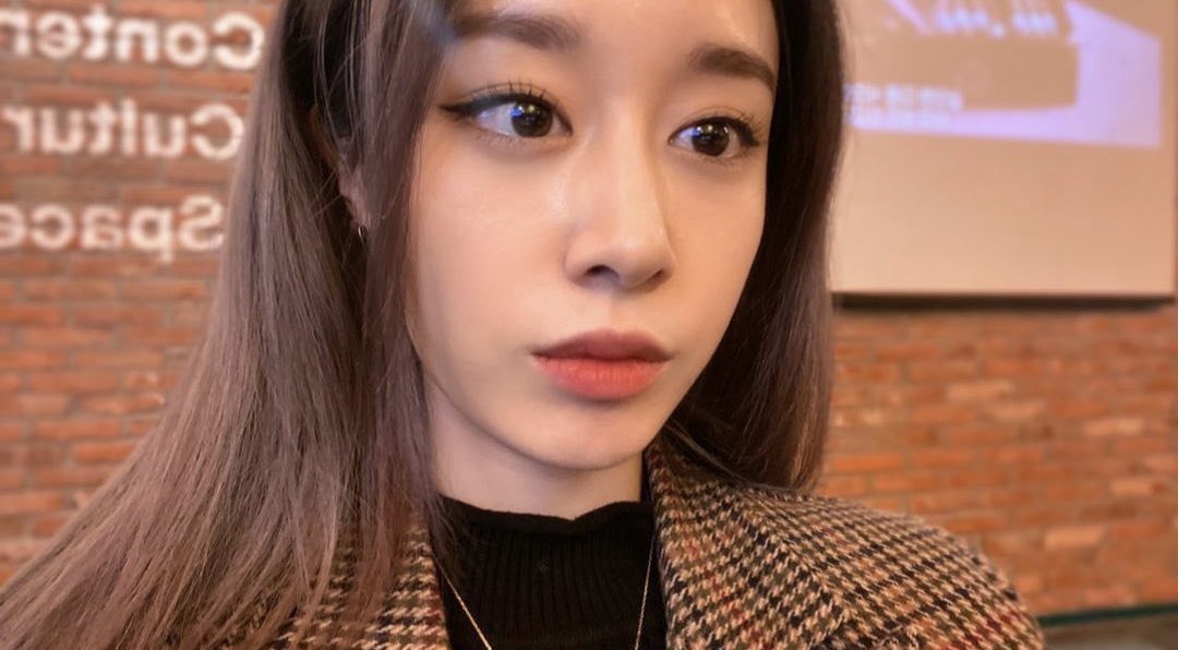 stargajing's tweet photo. 120621 📲 | JINGSTAGRAM STORY UPDATE
#Jiyeon #ParkJiyeon #지연 #박지연 
😳☺ https://t.co/14BlfCqMDK