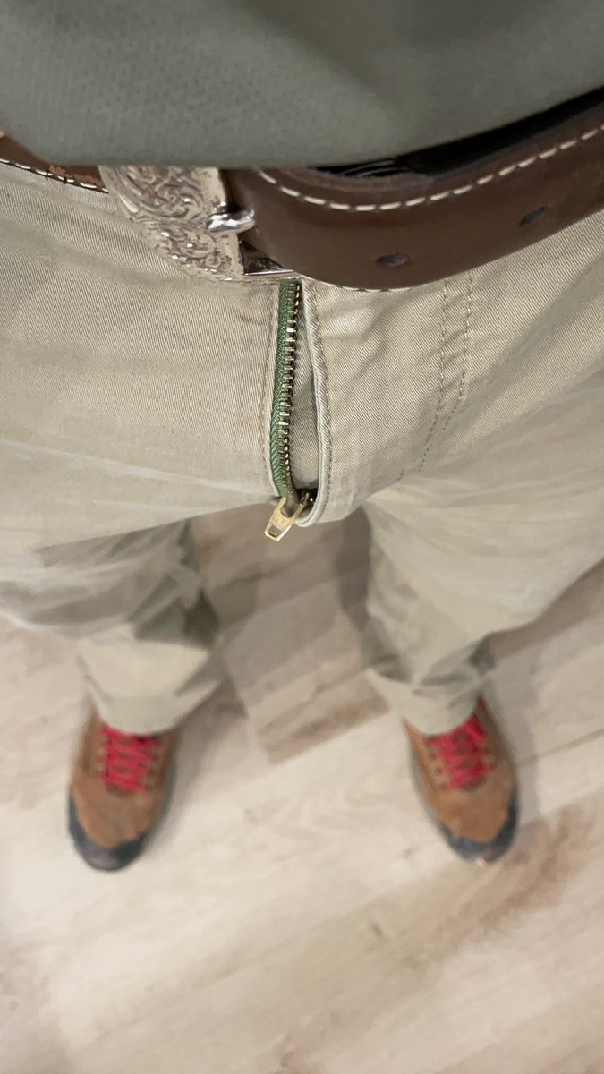 CarharttCity's tweet photo. #NoZip #NoZipGang #NoZipperDecember https://t.co/ou6T5StWDd