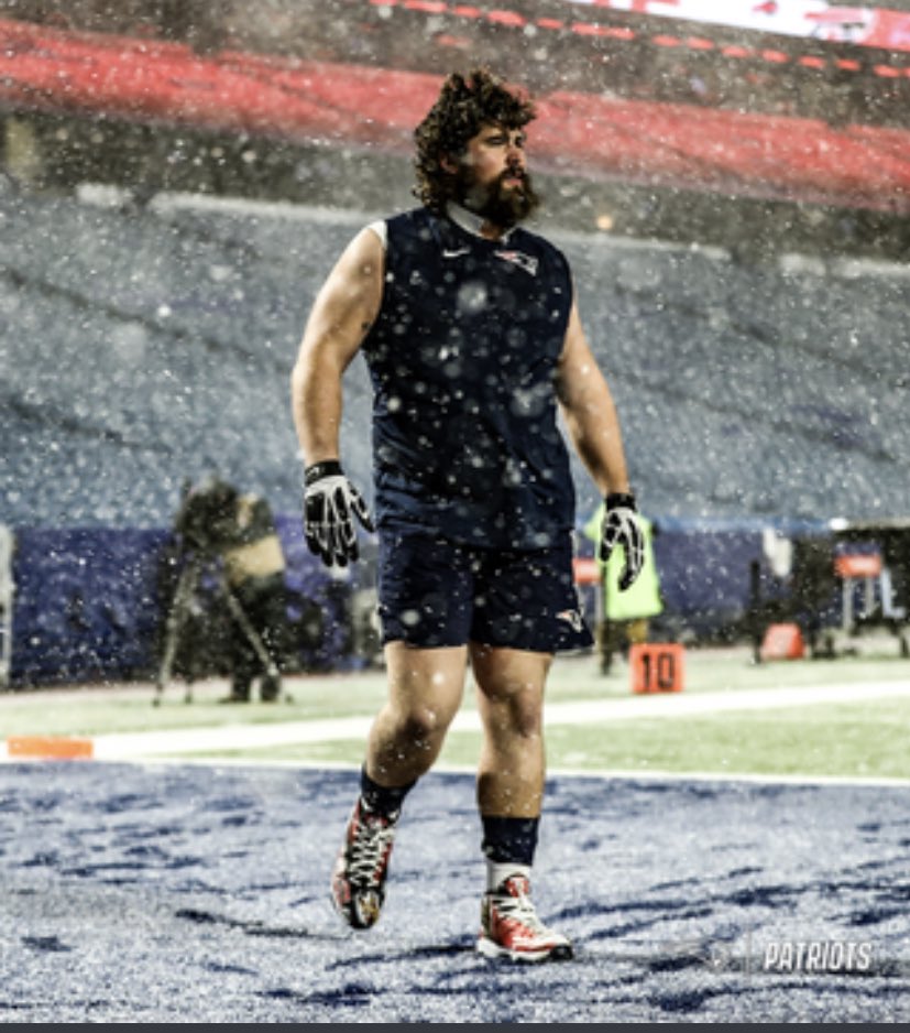 Ryan_Spags's tweet photo. David Andrews - the Georgia boy turned into a mad man from Massachusetts.

📷: @Patriots https://t.co/qq5fc9HZIP