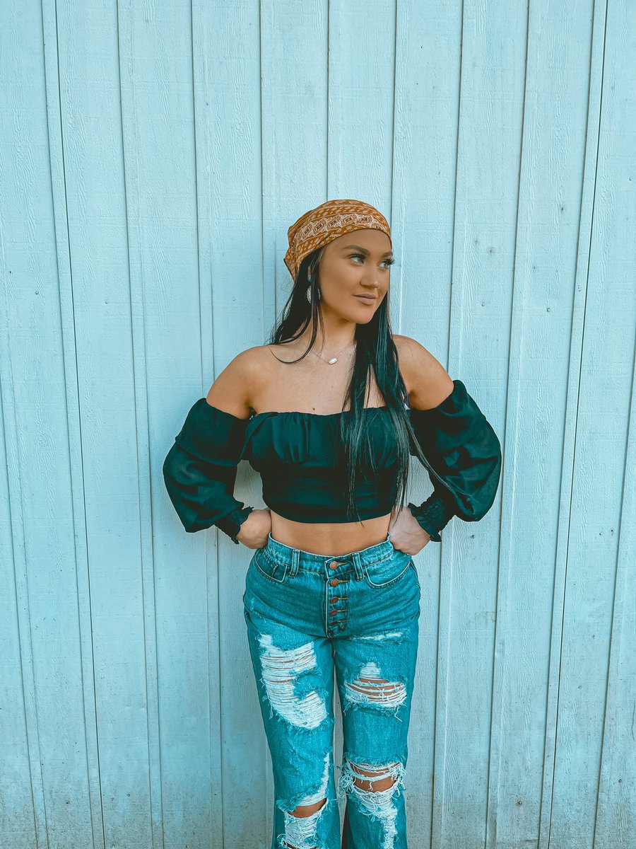 HeiferRustic's tweet image. just obsessed over these HOT new arrivals 

rusticheiferboutique.com