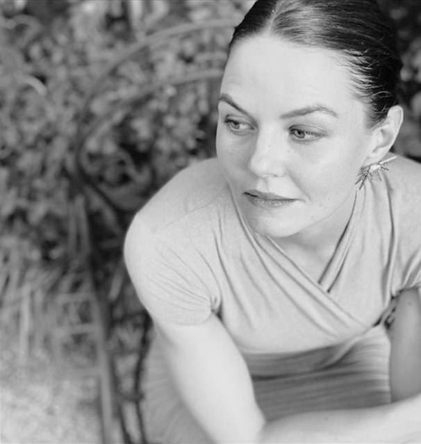 AllAboutJMo's tweet photo. 🔙 #DailyJMo 

Dec 27, 2019

#JenniferMorrison #Dressember https://t.co/0t2gikcWGf