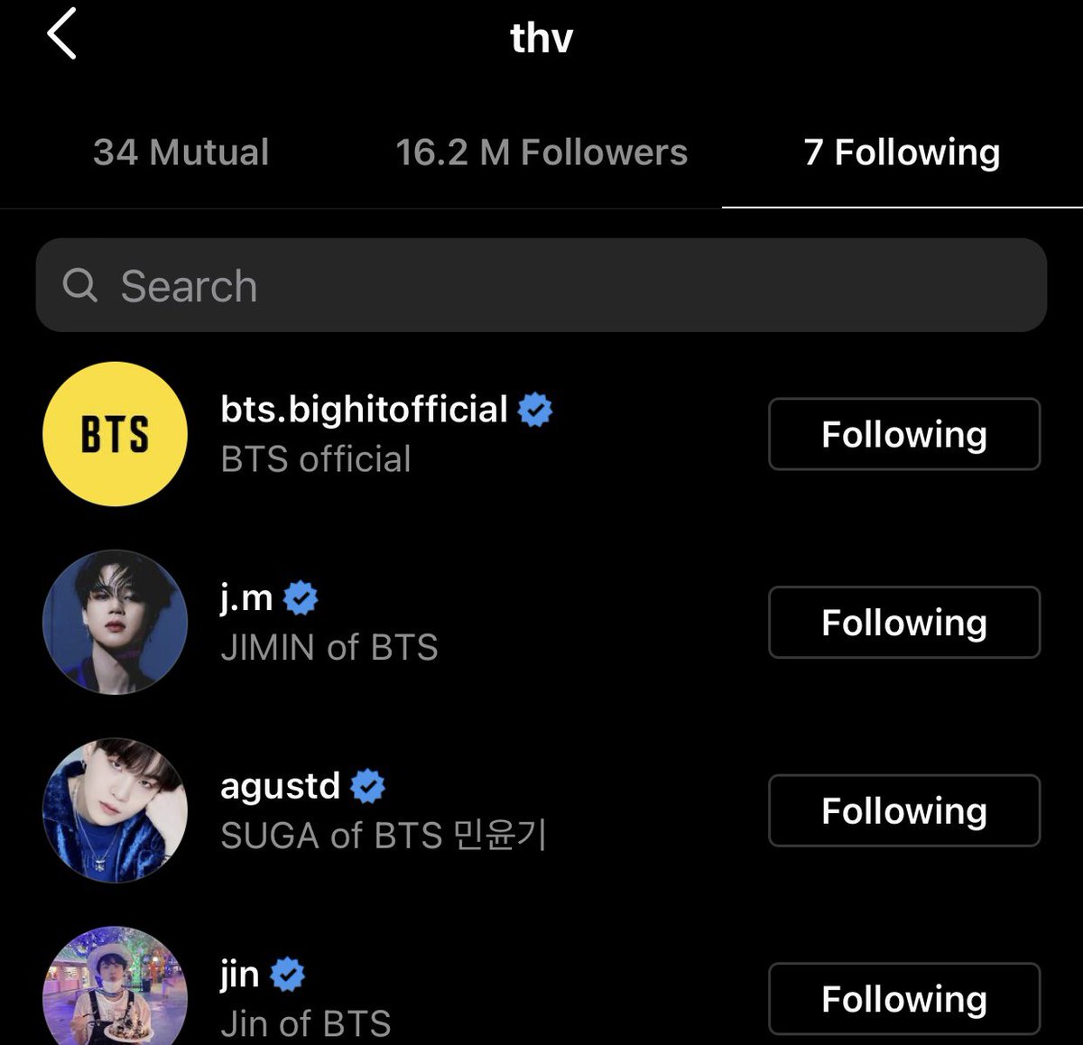 trustyourbts's tweet photo. Taehyung caught in a lie 😂

I just knew my man was legit checking Jennie on Instagram 

 #btsoninstagram #BTSV #TAETAE https://t.co/QhKXgdStyJ