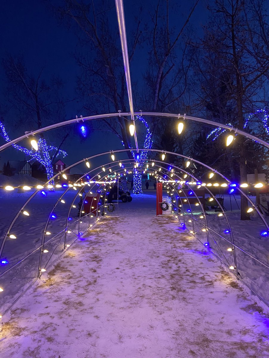 StanfieldTechs's tweet photo. Down at @HeritageParkYYC for the first year of Holiday In The Park! Tune in for your forecast on @CTVCalgary! https://t.co/QA9dfGeKwk