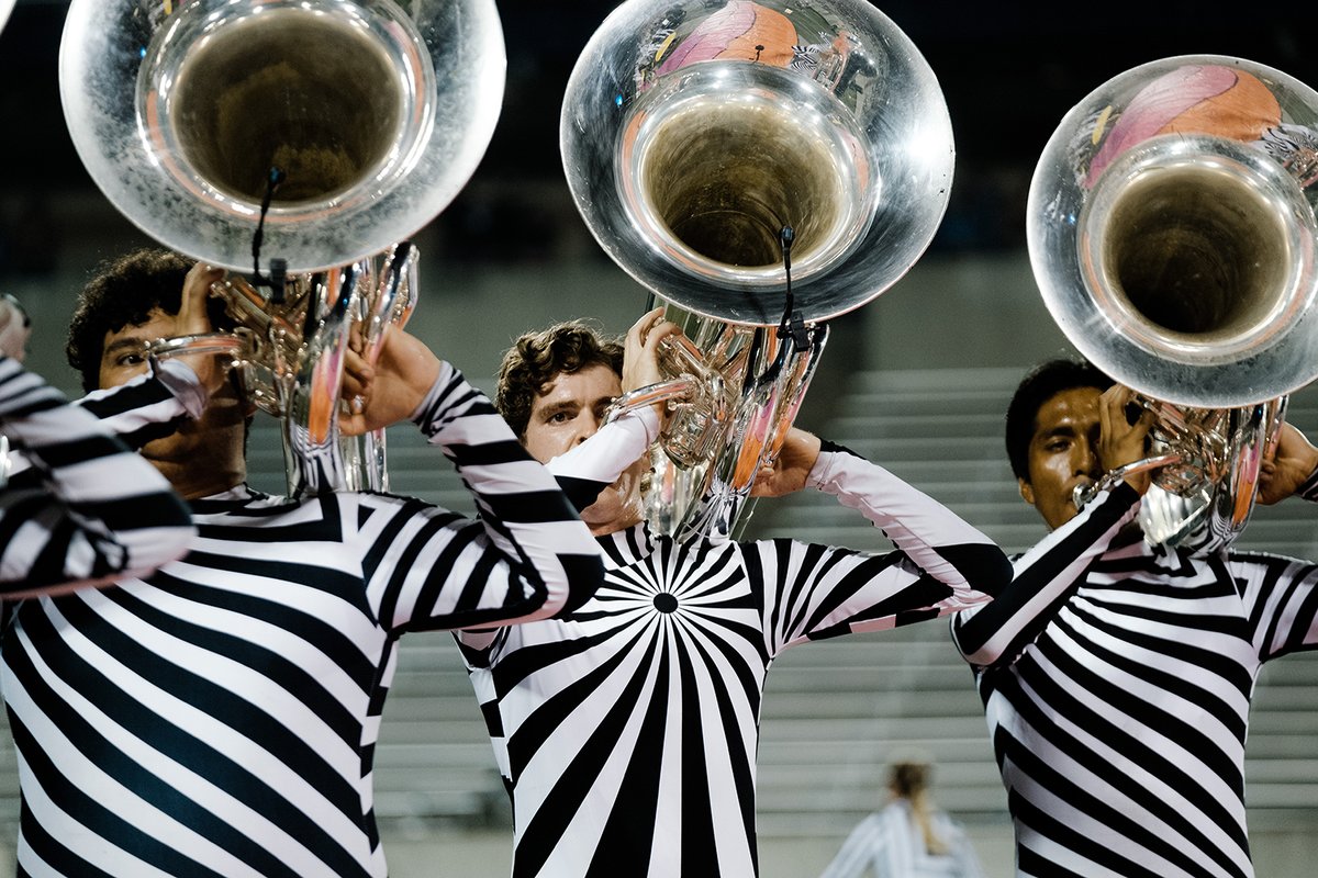 Bluecoats's tweet photo. It's not too late to audition for #Bloo22! Plenty of positions are available in all sections — did you know our ENTIRE bass line aged out in 2021? 

Audition in SoCal this weekend or submit a virtual audition by Dec 10! (Dec 19 for colorguard) 

➡️ https://t.co/1TMRFH8eAY https://t.co/YqGoWmhi3h