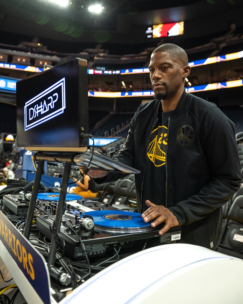 SteveCarlsonSF's tweet photo. Enjoyed having the opportunity to 📸 the #GoldenStateWarriors' DJ @djdsharp as part of a story on @RIFFonline today - go check it out! https://t.co/P8vQP0nVul #DSharp @warriors https://t.co/DqJlhUPwa8