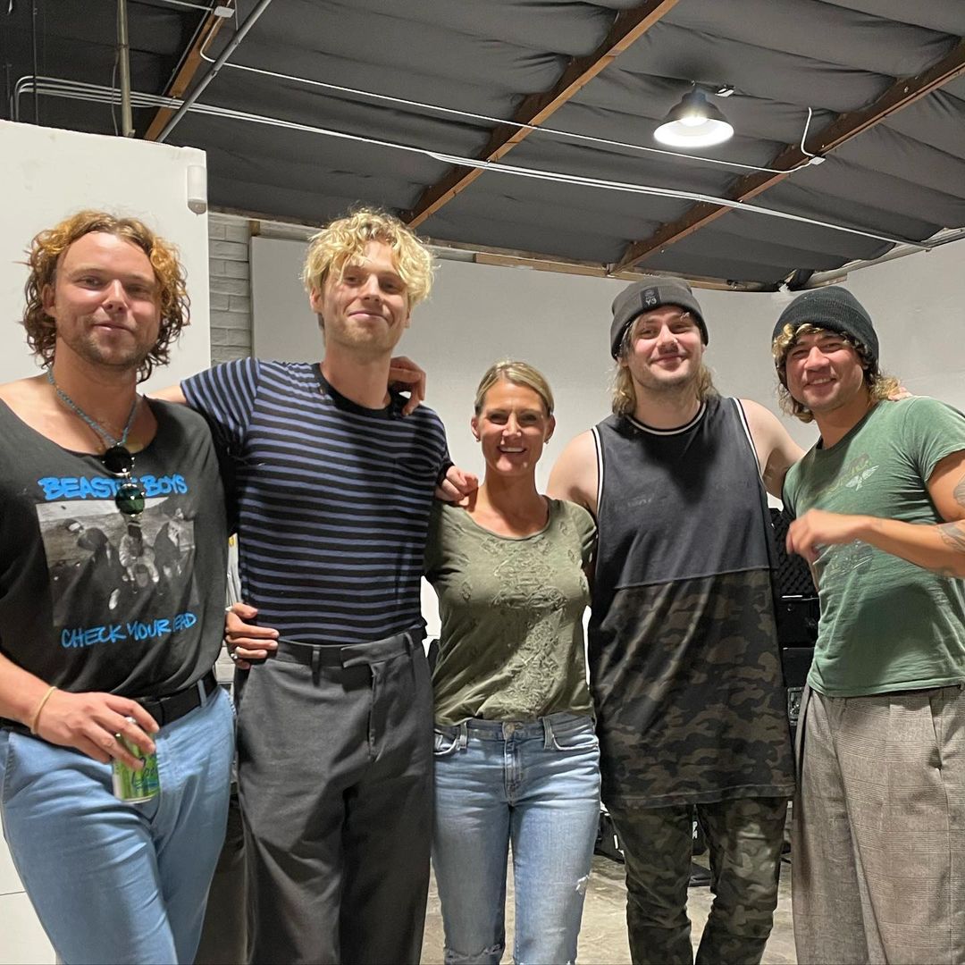 5SOSBrazil's tweet photo. 📸 | 5SOS em fotos publicadas pela treinadora vocal (@/morehousevocalstudio) da banda via Instagram. https://t.co/EkaSz9ln3t