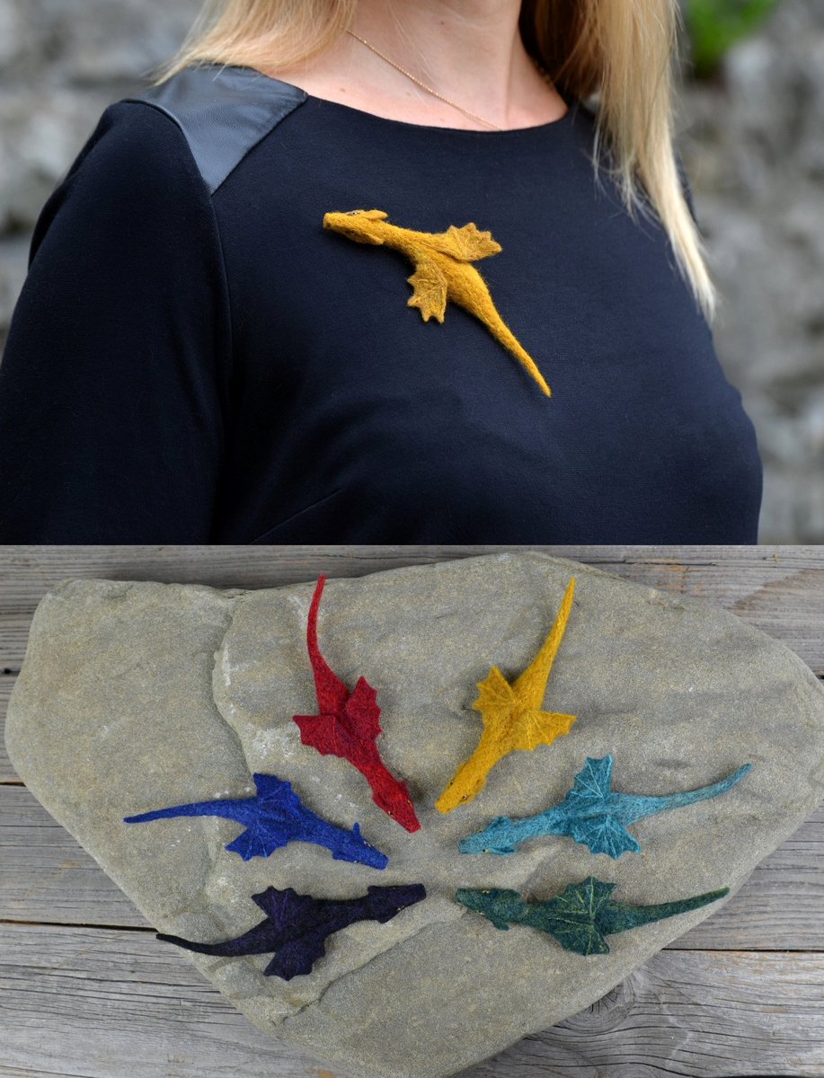 RT @FabulousWeird: Dragon Scarves and Pins by Peacock Felt on Etsy
Shop here : https://t.co/6lgpjfAZLi https://t.co/Wah82zq2Ih