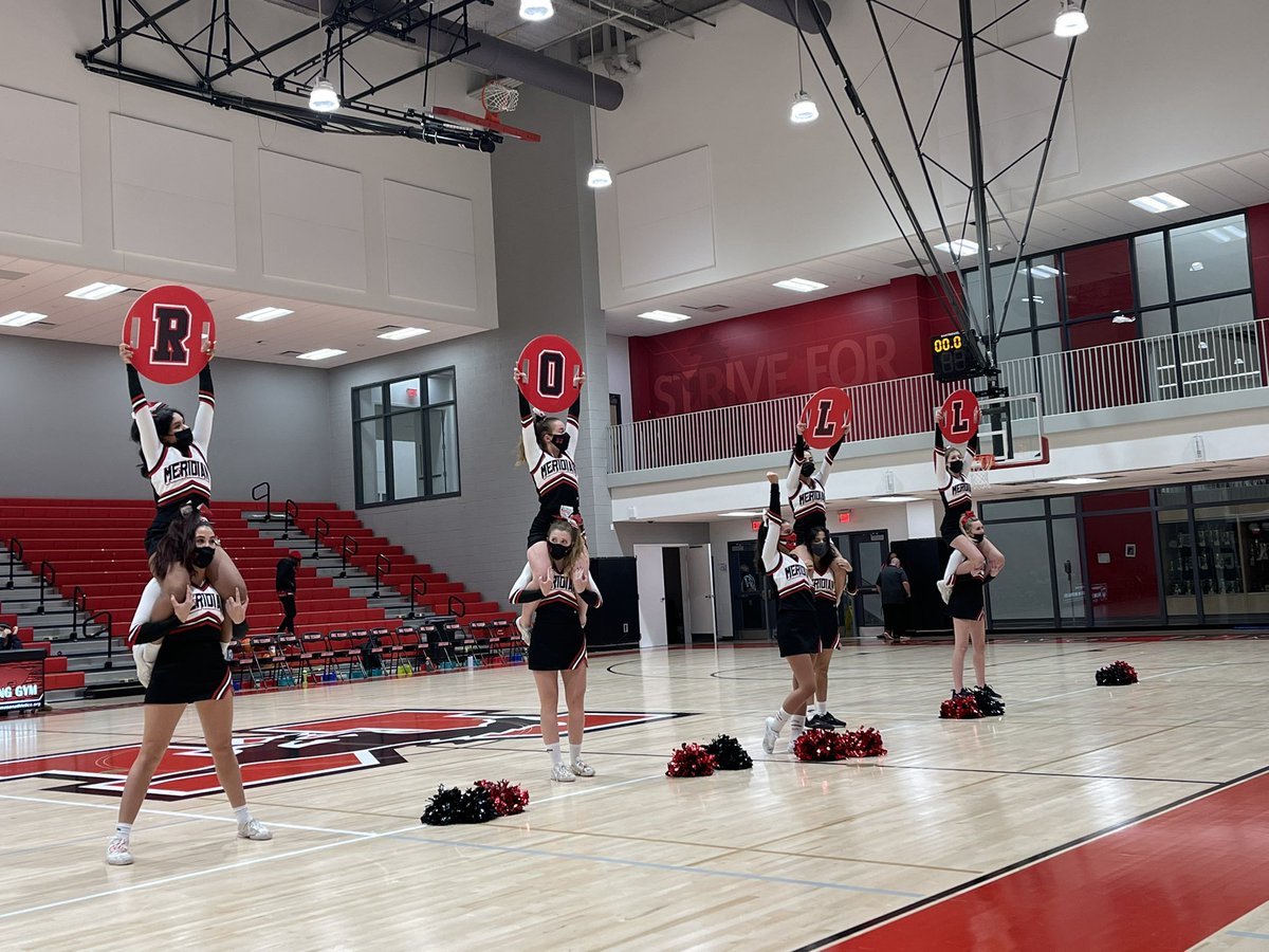 MsEichner's tweet photo. Monday hoops! First time cheering ON THE COURT!!! at the new high school. We’re so happy to be back! 🏀⛹️‍♀️ https://t.co/QUVqPqfzM6