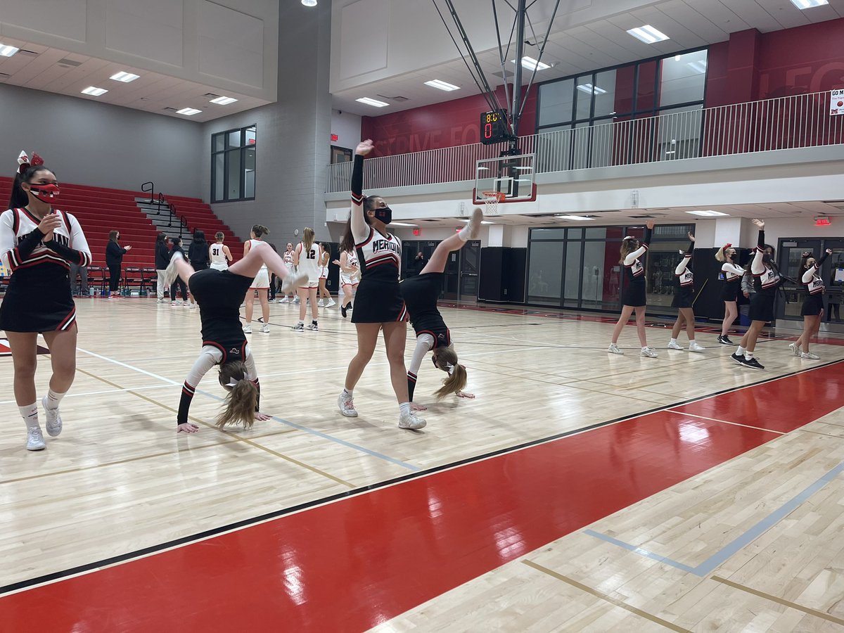 MsEichner's tweet photo. Monday hoops! First time cheering ON THE COURT!!! at the new high school. We’re so happy to be back! 🏀⛹️‍♀️ https://t.co/QUVqPqfzM6