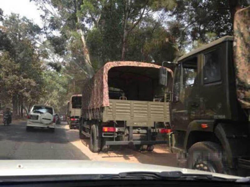 spring_2021's tweet photo. During a clash broke out between SAC and MNDAA in ChinChiteHtan Hill,MongKo District at around 11:50am on Nov24, 2 comrades of MNDAA were injured as SAC fired total of 120 artillery shells to MNDAA camps in ShiKyiKya Hill and ManYan area.

#Nov25Coup   
#WhatsHappeningInMyanmar https://t.co/s7qc4qgRDs