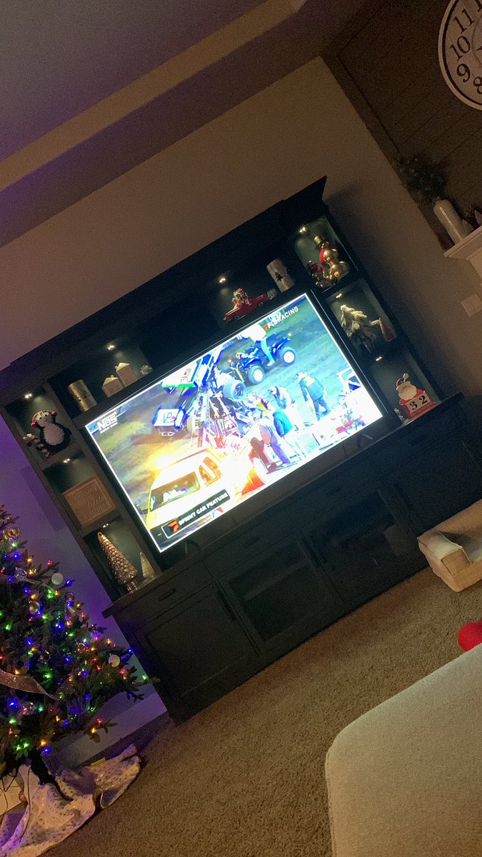 Andrew_Rich_79's tweet photo. Tuned in to @FloRacing watching @_ChaseJohnson tonight. Glad we have @garythomasGT on the mic alongside @tlp_voice  #TweetYourFloSeat https://t.co/cggvdMYK6D
