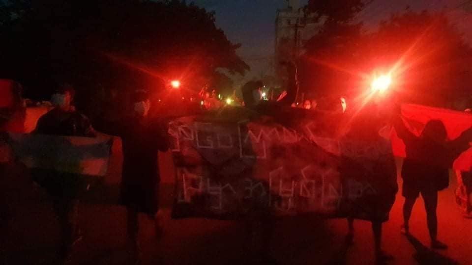 IrrawaddyNews's tweet photo. Young activists staged a flash mob protest against the military regime on Wednesday night in Yangon’s Thaketa Township. (Photo: ABFSU) #WhatsHappeningInMyanmar https://t.co/ZYQrwjs78O