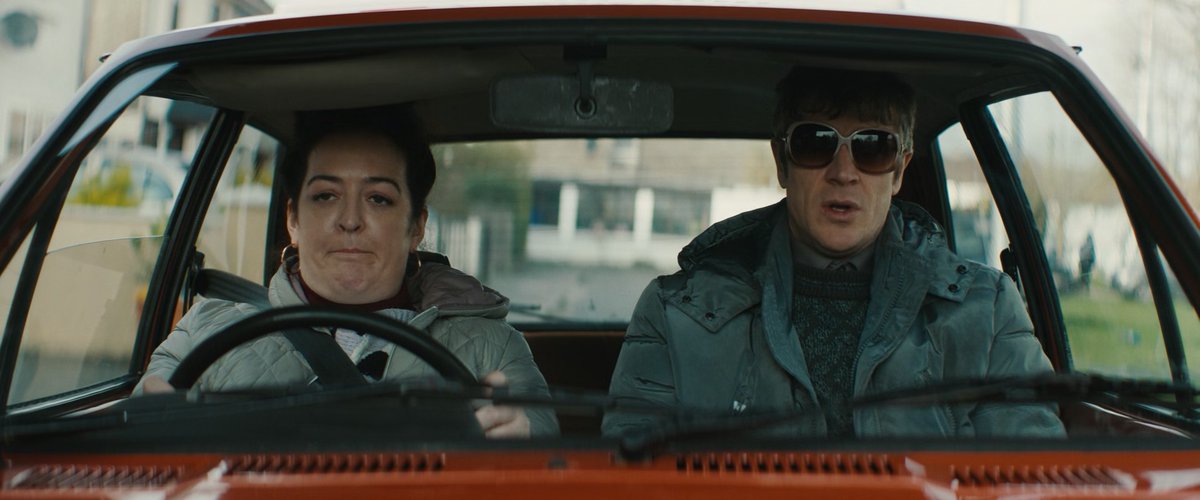 feidian's tweet image. Don't touch the gafas, lady.