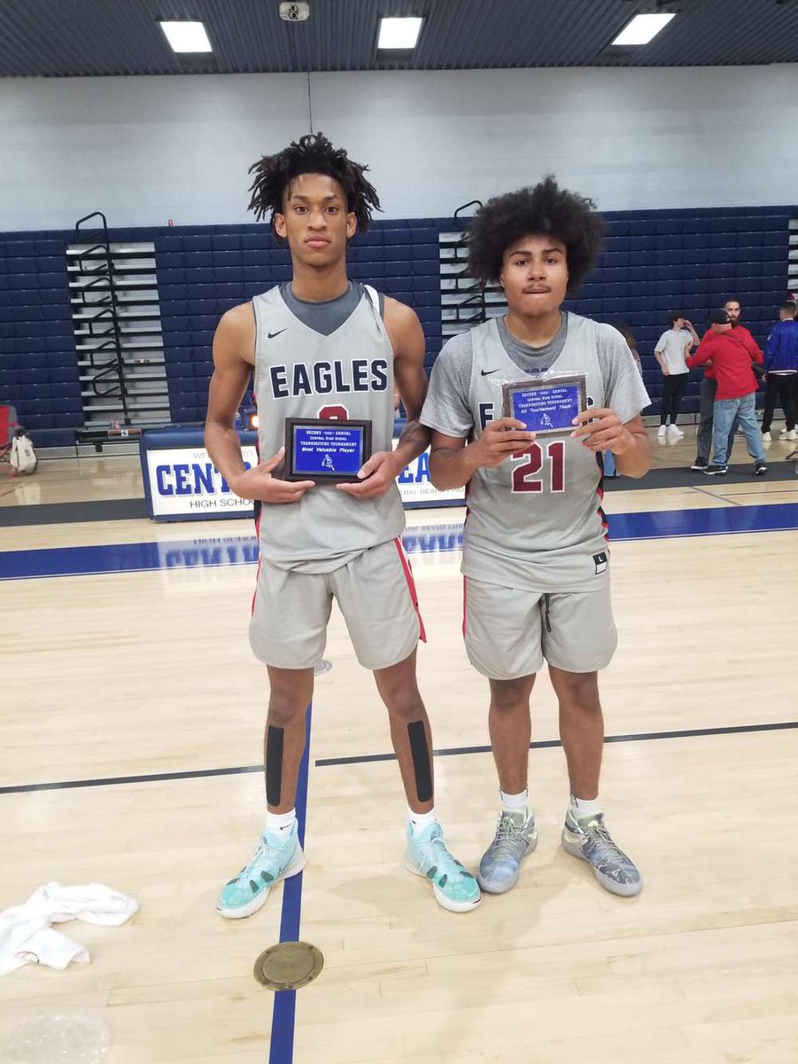 Central Thanksgiving Tournament MVP Ronnie Roberts and All Tournament team Jaquan Carswell