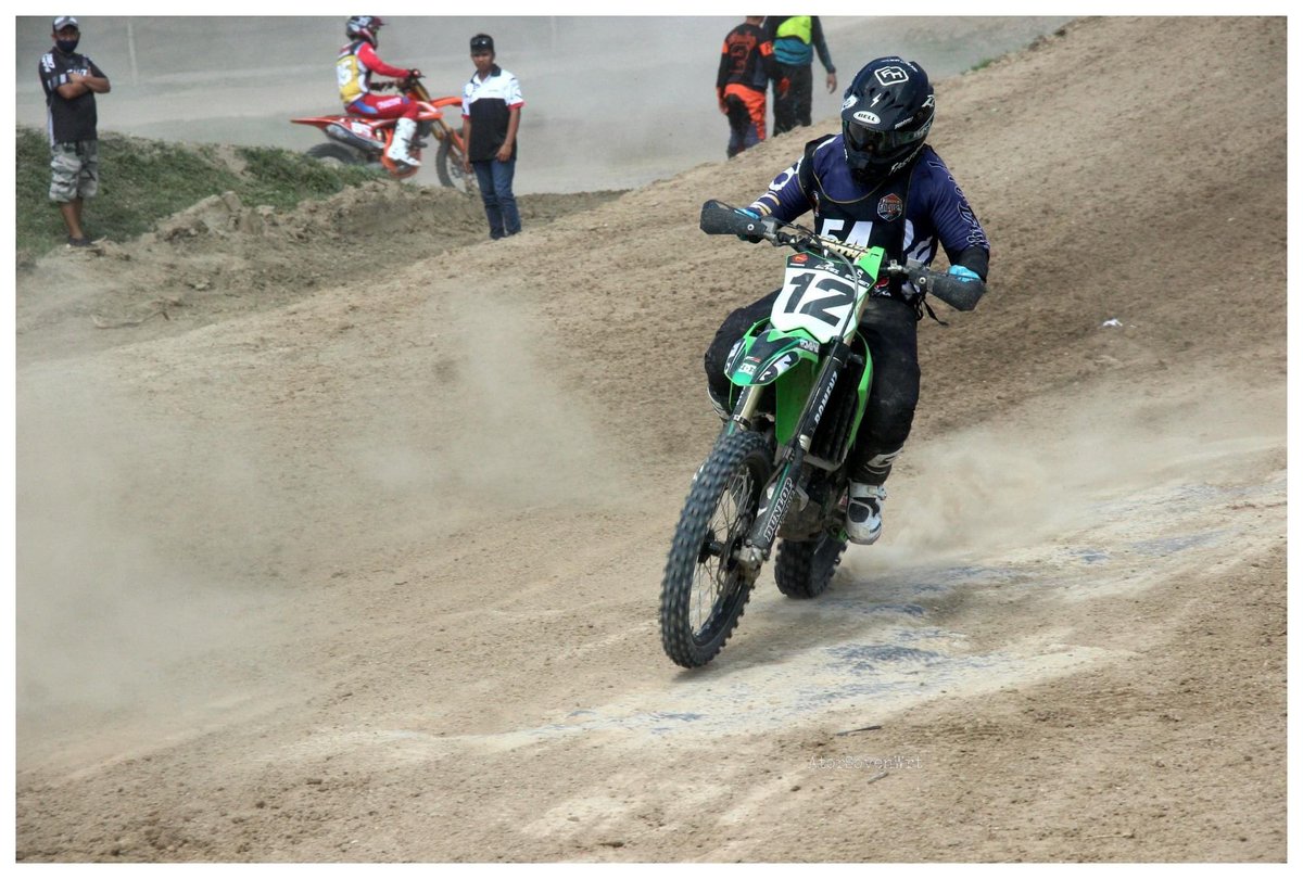 jepoydinrellosa's tweet photo. Round 2 Of Davsons MX Series https://t.co/p6OtQeg7ri