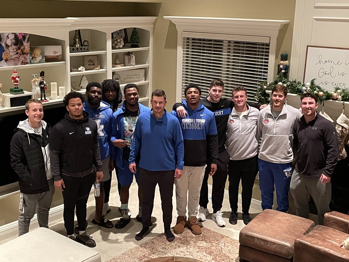 Great having the guys over for family dinner tonight! #BBN