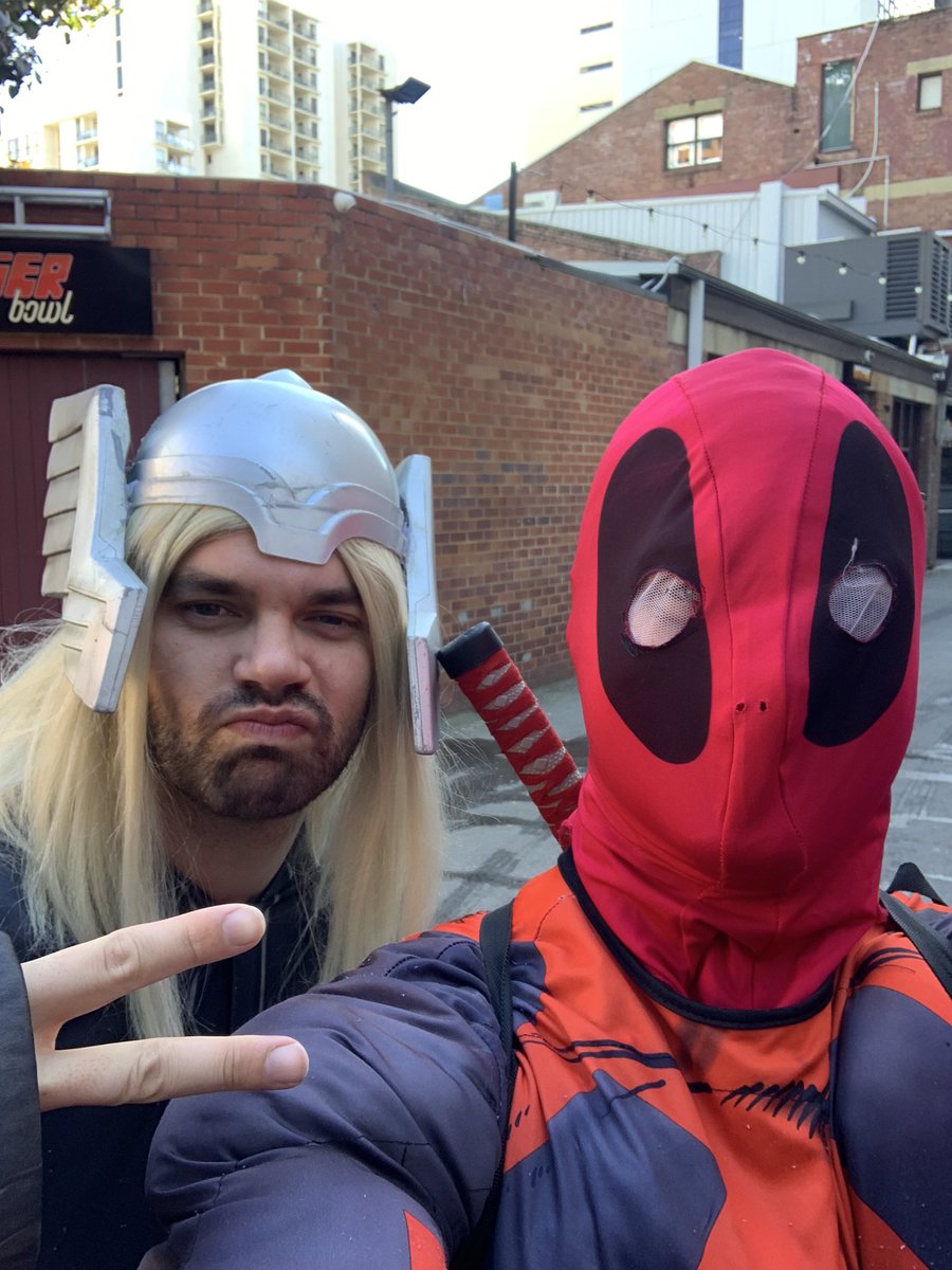 Seromwon's tweet image. Made a cameo in a mates film clip #ozhiphop #perthisok