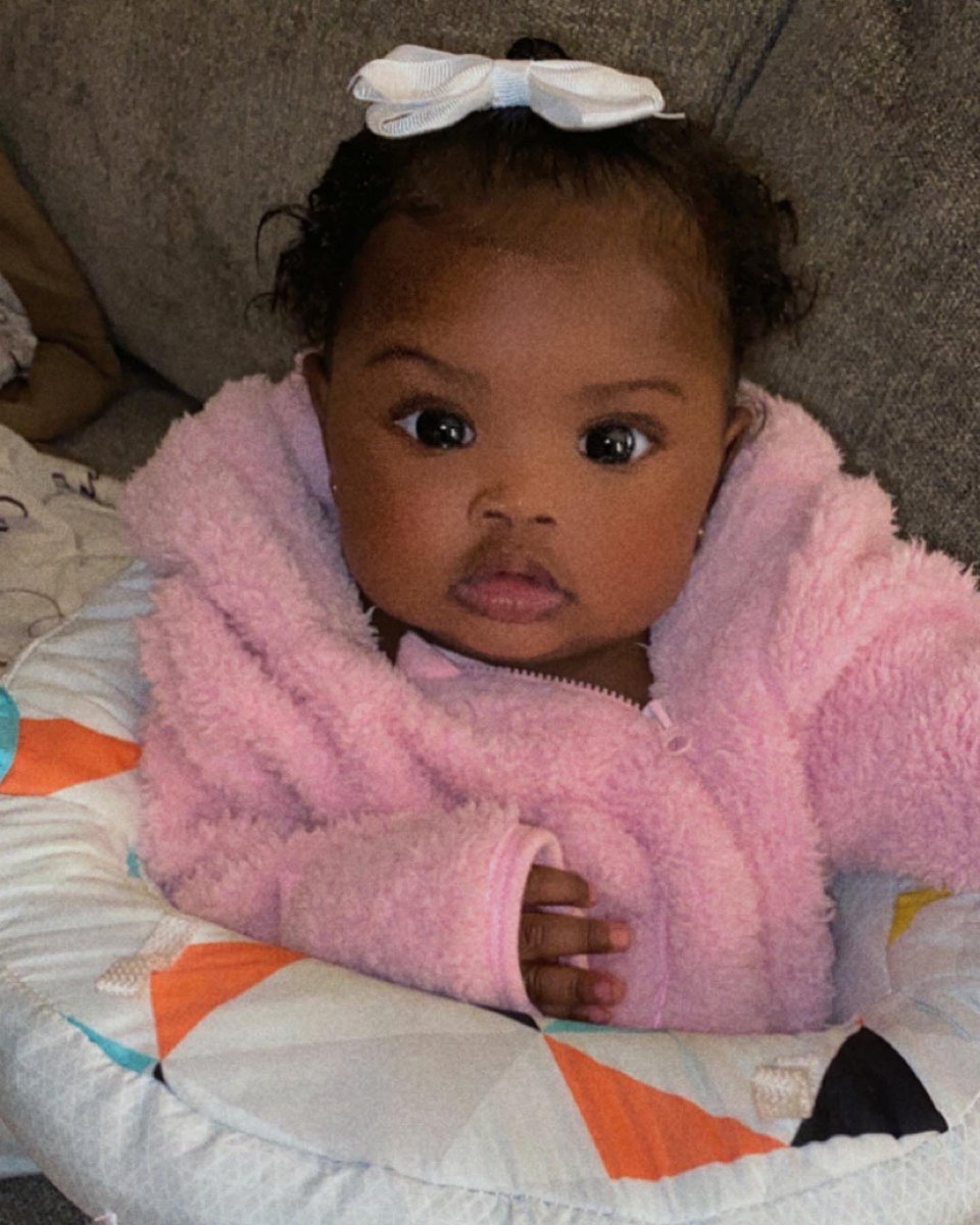 Astoldbyshook's tweet image. I’m so inlove 😩🥰🥰