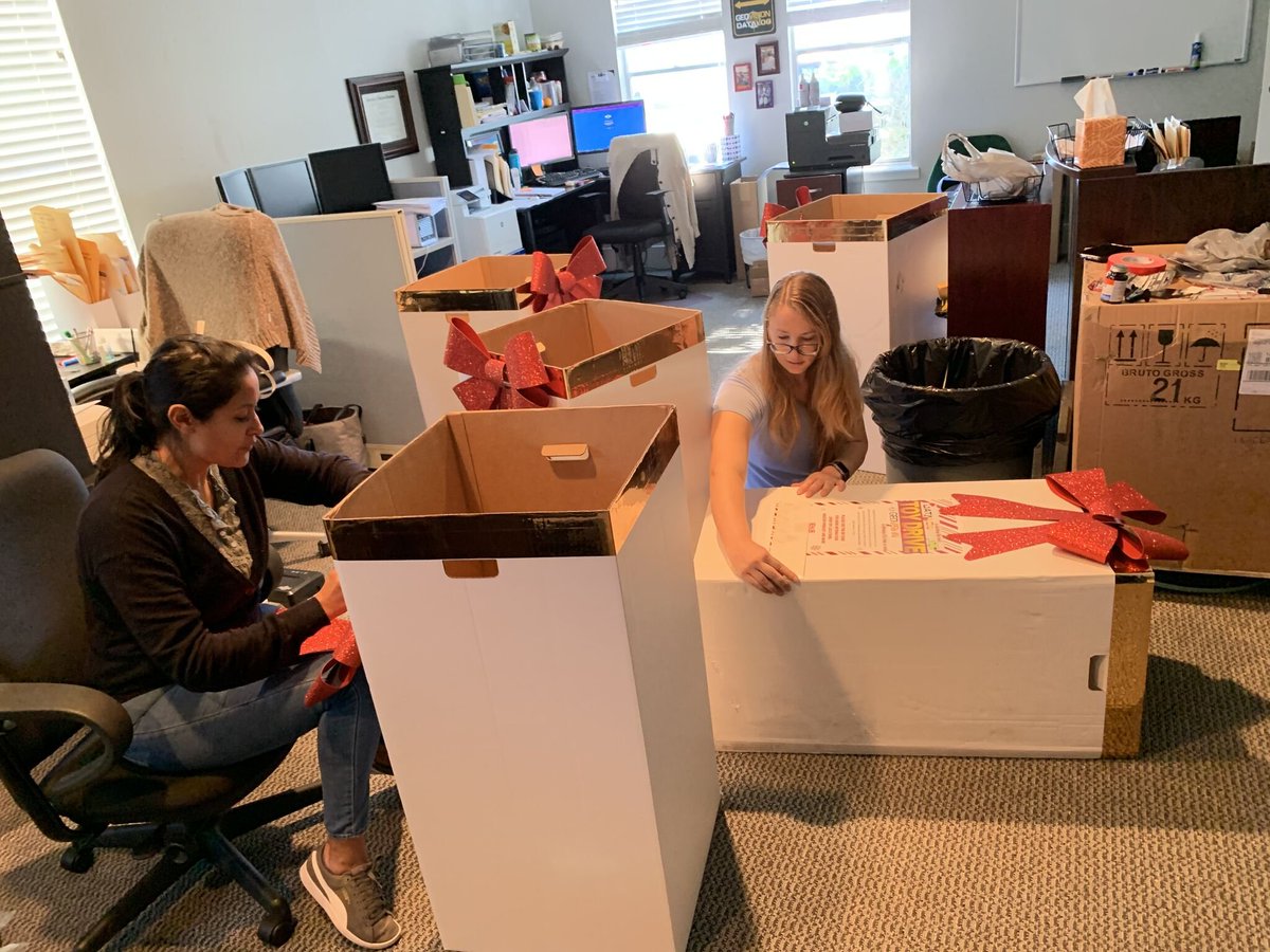 HoustonYES__'s tweet photo. The response to our #toydrive has been fantastic. @nicfuhrmann is busy building #toyboxes that are being deployed throughout #Houston. #nonprofit #giving https://t.co/DJIEKroyFm