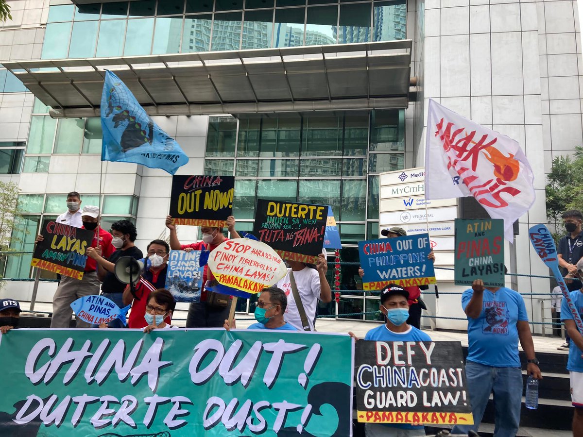 League Of Filipino Students-Pasig #OustDuterteNOW tweet media