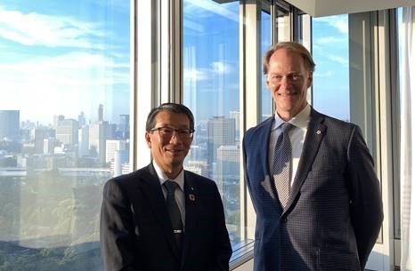 _IanMcKay's tweet photo. 田辺三菱製薬東京本社に上野社長を訪問させて頂きました。同社は🇨🇦カナダ企業メディカゴ@medicagoincに投資しており、植物ベースの新型コロナウイルスワクチンの開発を積極的に推し進めています。公衆衛生に果たす重要性と協力体制の継続を、再確認しました。 https://t.co/Hh0cx09cxR