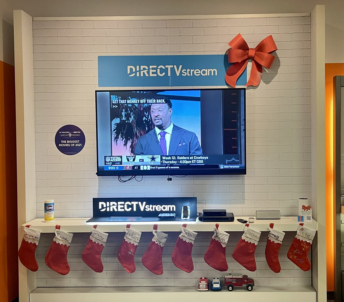 Our tree is up and our stockings are hung! Come see @ChambersburgATT this weekend for some AMAZING Black Friday deals. AT&amp;T promotions are for NEW &amp; EXISTING CUSTOMERS! We also have a 14 day trial on our DIRECTVstream service 🎅🏻🎄💙 <a href="/dipaolo_drew/">Drew DiPaolo</a> <a href="/DViechnicki/">Dan Viechnicki</a> @attportables