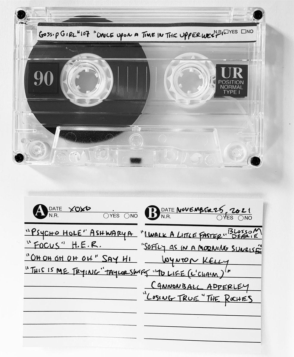 LaPuercaylor's tweet photo. This is me trying de Taylor Swift sera parte del soundtrack de Gossip Girl! https://t.co/aZB9E8VdNm