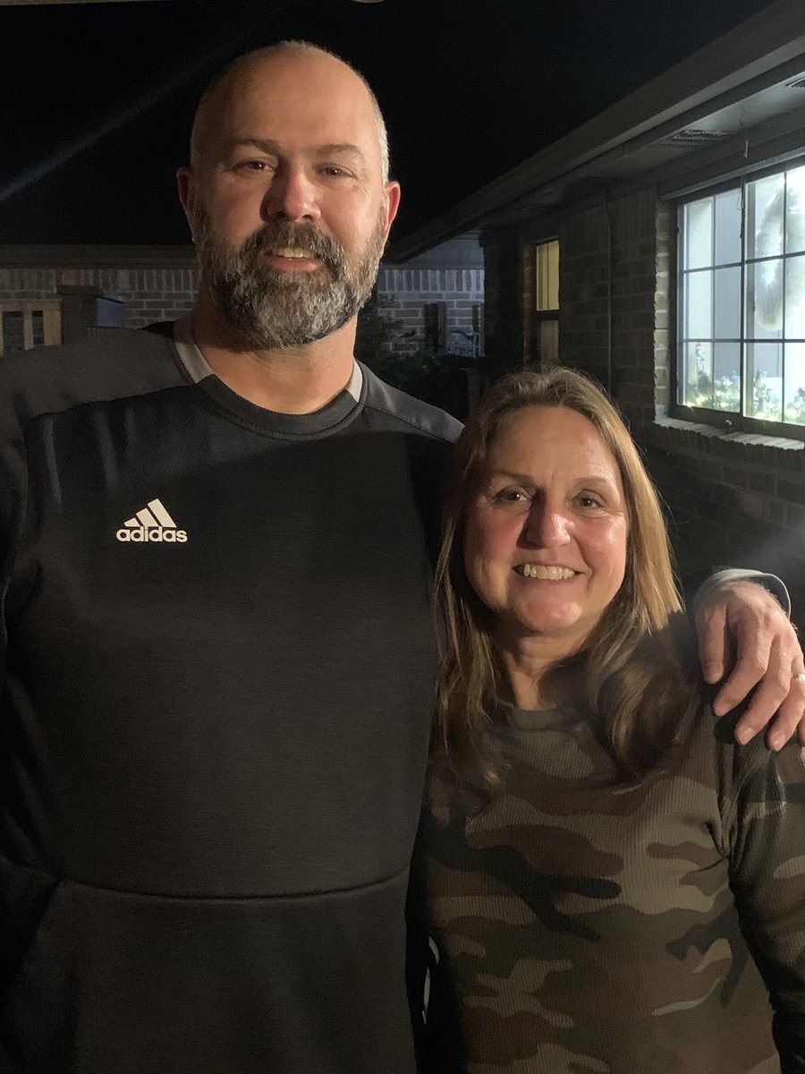 Josh Smalley tweet media