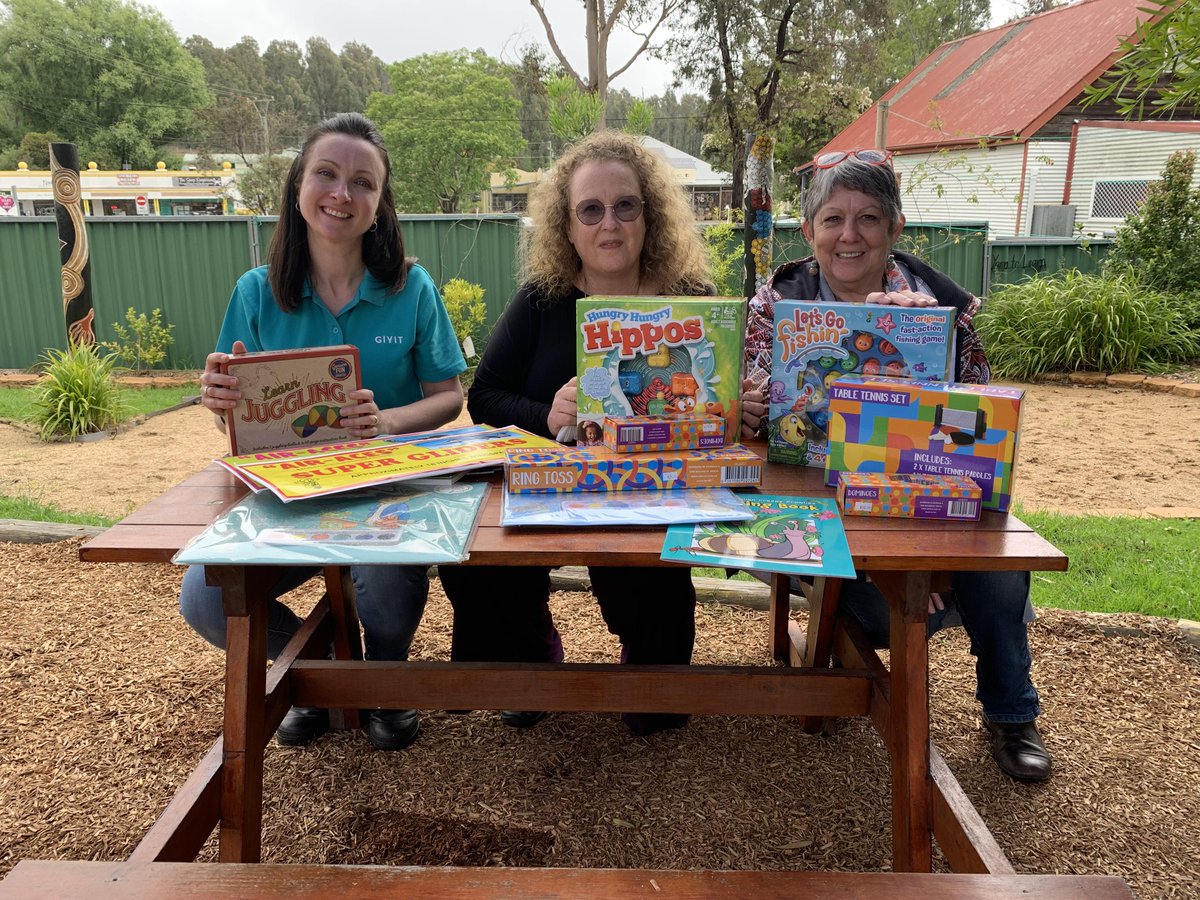 NRMA #Insurance and GIVIT help struggling #NSW communities with ... 
miragenews.com/nrma-insurance…
#BlackSummer #Bushfires #Community #Covid19 #Disaster #DomesticAndFamilyViolence #DomesticViolence #Emergency #FamilyViolence #Internet #LocalCouncil #NewSouthWales #Purchase #Violence