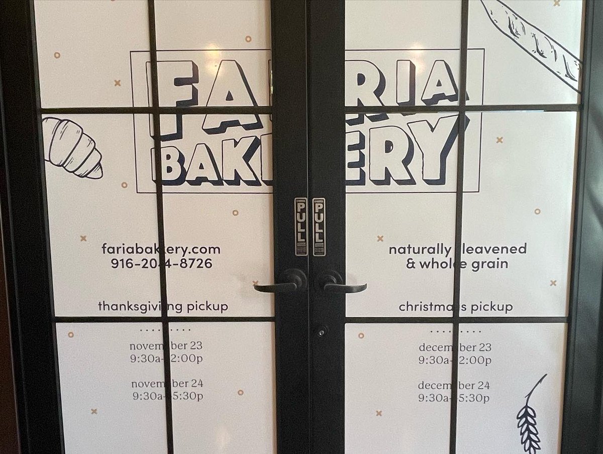 SpeedproSacCA's tweet photo. New window graphics for the Holidays!! 

#GreatBigGraphics
#B2B
#printing
#signs
#windowperf
#rebranding
#localbusiness https://t.co/DRjgcZKcRL