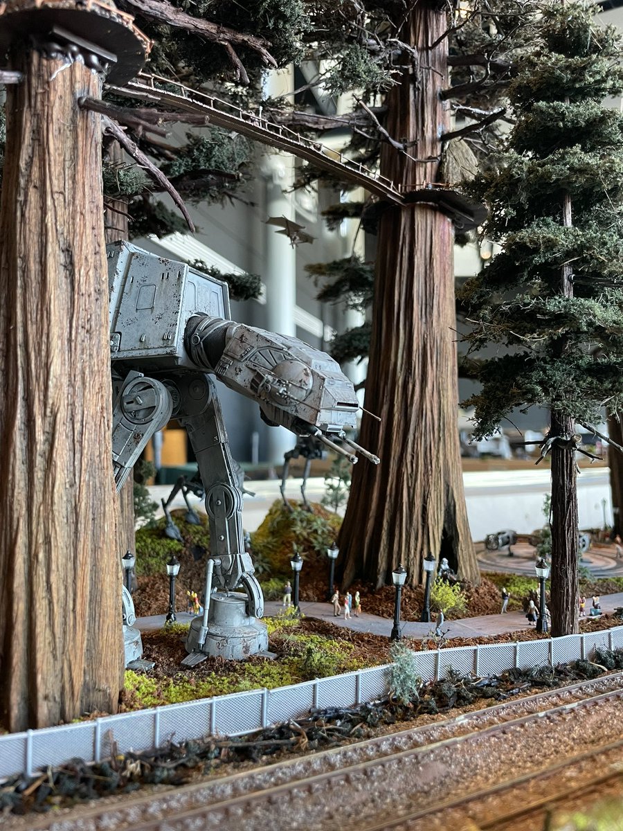 ScienceMusofVA's tweet image. A sneak peek from the Model Railroad Show setup today. Show runs Friday-Sunday! Reserve your time slot at smv.org. #rva #ModelRailroadShow #TrainTime