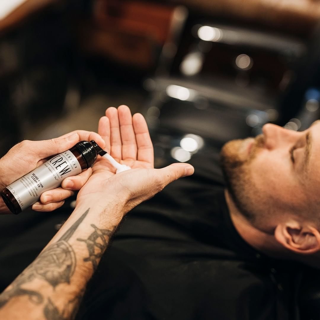 Americancrew_PH's tweet photo. What’s the first step of your beard regimen? 📸: @misterchopshop 

#AmericanCrew #mensgrooming #beard https://t.co/A6LmFy2AOP
