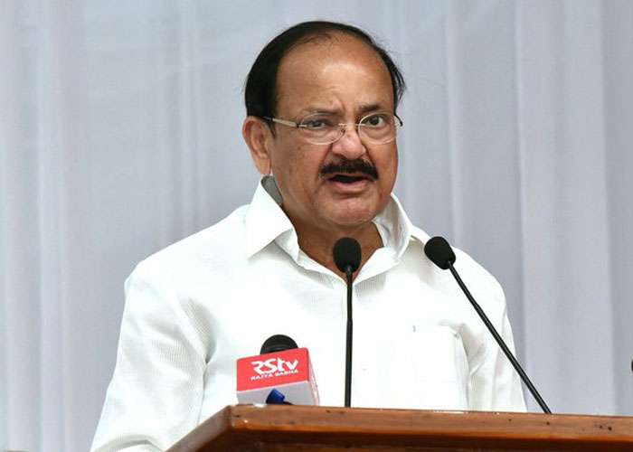 airnewsalerts's tweet photo. 13th #ASEMSummit will be held virtually from today
Theme of two-day summit is Strengthening Multilateralism for Shared Growth
Vice President @MVenkaiahNaidu will lead Indian Delegation for Summit, which is expected to see participation from all 51 member countries, ASEAN & EU. https://t.co/8mBonr06UI