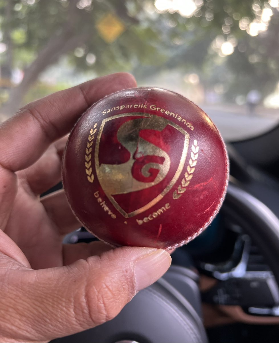vikrantgupta73's tweet photo. Time to bring this one out #IndvsNZ #TestCricket #SGTest https://t.co/o2tp3Pe7YR