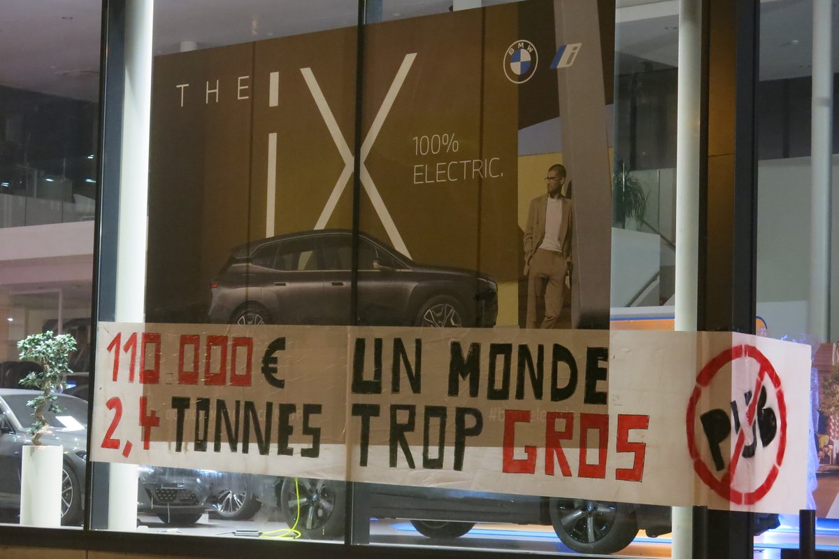 Polluez avec classe grâce aux gros #SUV électrique : ils sont 100% déductible fiscalement! 
Offrons des voitures aux riches pour qu'ils puissent sauver la planète :-p
<a href="/RAP_Asso/">Résistance à l'Agression Publicitaire</a> <a href="/Greenpeace/">Greenpeace International</a> <a href="/Ecolo/">Ecolo</a>