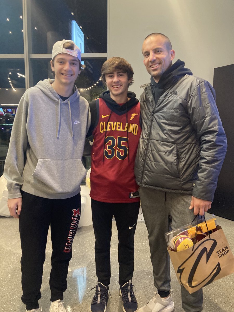 DemonsHoops's tweet photo. Tough end to the Cavs game but more than made up for by running into 2 Demon hoops legends!! Great to see ⁦Nate Klima (single season charge leader) and Tyler Kolocouris - still look like they are in playing shape. ⁦@DemonAthletics⁩ #together https://t.co/FjtiobFPGM