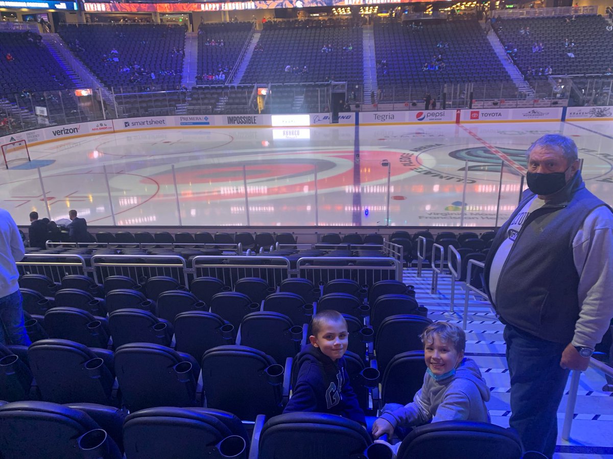 TobyRawlinson's tweet photo. #seakraken Sid &amp; Reggie’s first Kraken game with Grandad! Let’s go 🥅🏒🏒 https://t.co/m4DoMNk1sH