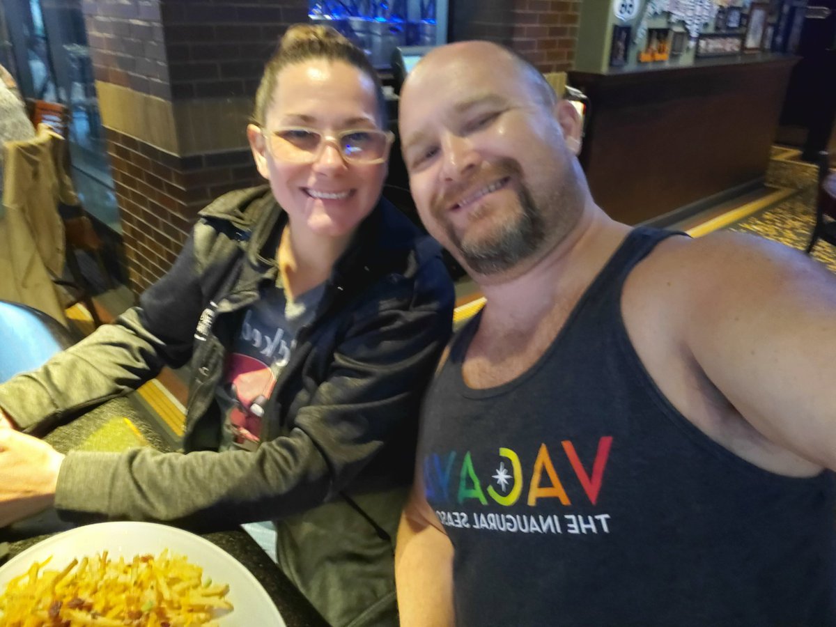 AverageSwingers's tweet photo. Out for dinner with my beautiful wife.
On a side not you ever want free advertising just give me an XL tank I'll wear them everywhere right @TheLiquorMini https://t.co/ogedomC0il
