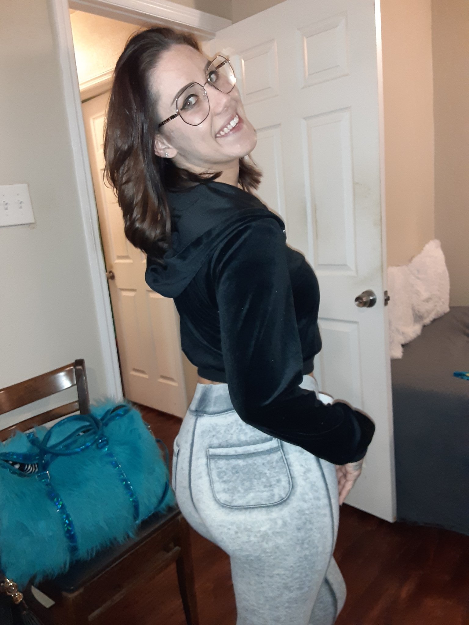 TW Pornstars 1 Room Studios. Twitter. Great shoot with jaelynnpiggs